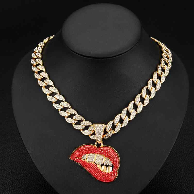 ネックレス メンズ ヒップホップスタイル 赤い唇モチーフ セクシー 個性的 ラインストーン埋め込み 合金製 くり抜き ペンダントトップ キューバンチェーン シルバー ゴールド ストリートファッション
