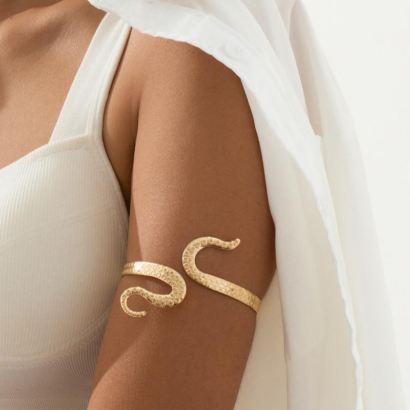 アームブレスレット レディース ゴールドカラー 軽量 個性的 存在感 大胆 タコ オクトパスモチーフ 蛇 ..