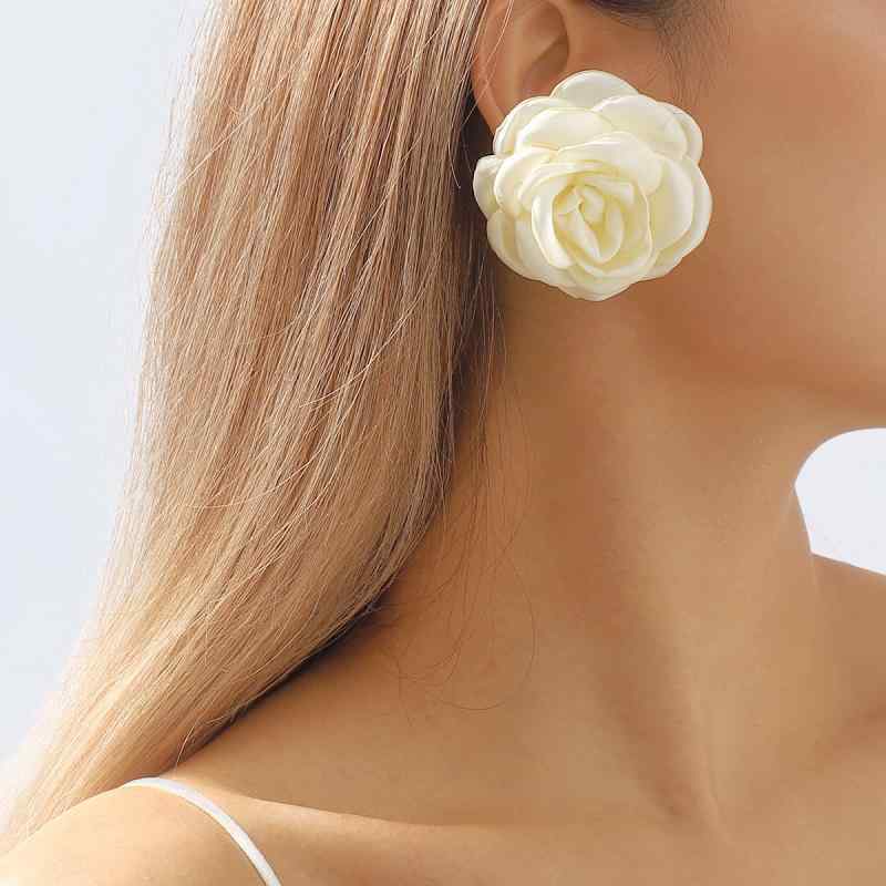 ピアス レディース 布製 ハンドメイド マカロンカラー ローズモチーフ カメリア レトロ エレガント かわいい ファッション 甘辛ミックス 幾何学模様