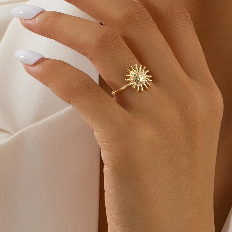 指輪 レディース レトロ ひまわり 欧米風 インスタ風 合金製 電気メッキ加工 幾何学模様 シンプル ファッション 通勤 ゴールド アクセサリー