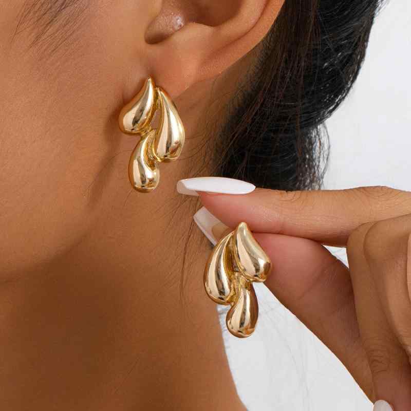 ピアス レディース 雫型 ティアドロップ 個性的 アシンメトリーデザイン シンプル 上品 クールモダン アクセサリー 合金製 電気メッキ加工 おしゃれ 万能 高見え