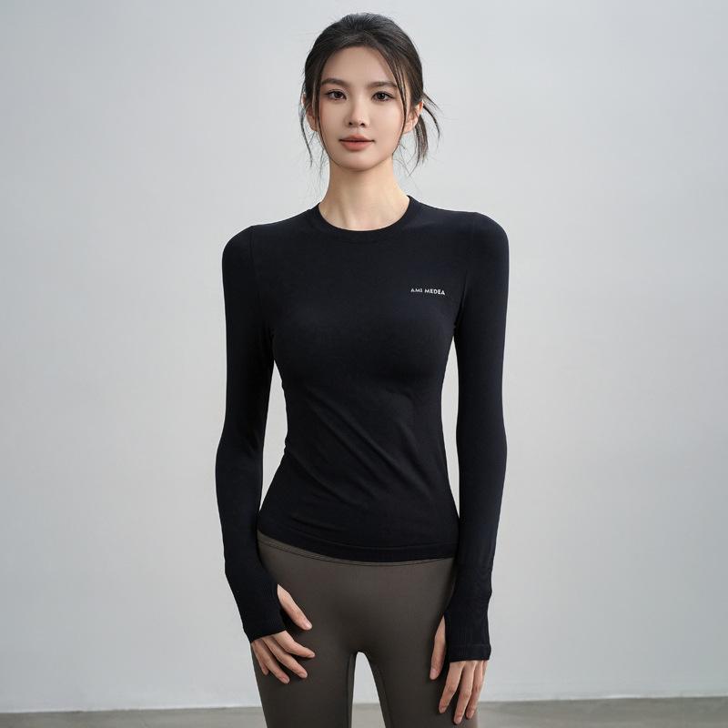 ヨガウェア レディース 秋冬 シームレス一体型 通気性 吸汗速乾 ストレッチ 長袖 スポーツ ピラティス ..