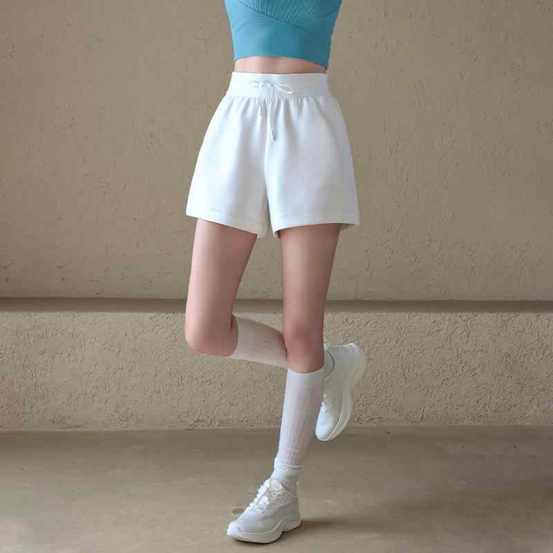 ヨガパンツ レディース 吸汗速乾 接触冷感 ドローストリング 4分丈 ハーフパンツ 春夏 ランニング ピラティス ジム フィットネス スポーツウェア 伸縮性 カジュアル