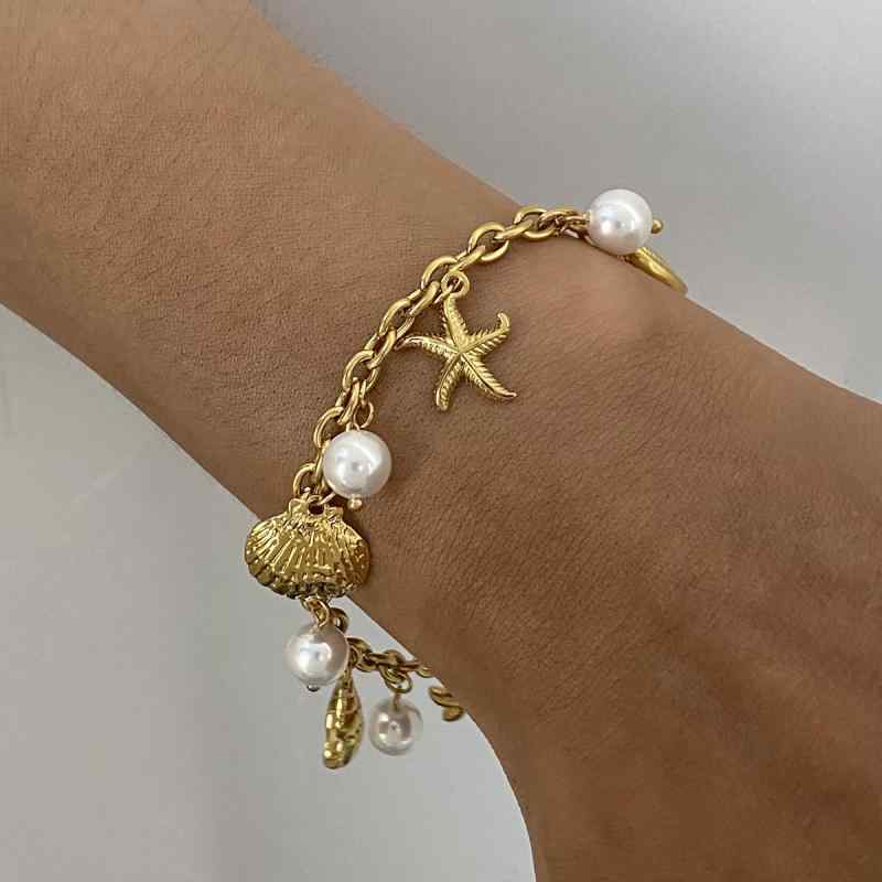 ・カテゴリ: 手芸・アクセサリー・主な素材: ステンレス・加工技術: 電気メッキ・対象: レディース・デザイン: 菱形、星形・スタイル: インスタ風、個性派トレンド・トレンド要素: 円形