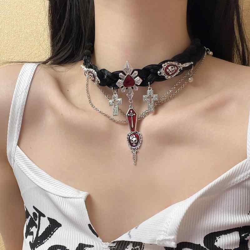 ネックレス レディース クロス 十字架 ゴシック パンク ロック ダーク系 甘辛ミックス スタイル 個性派 万能 電気メッキ加工 ショートネックレス 鎖骨チェーン(4)