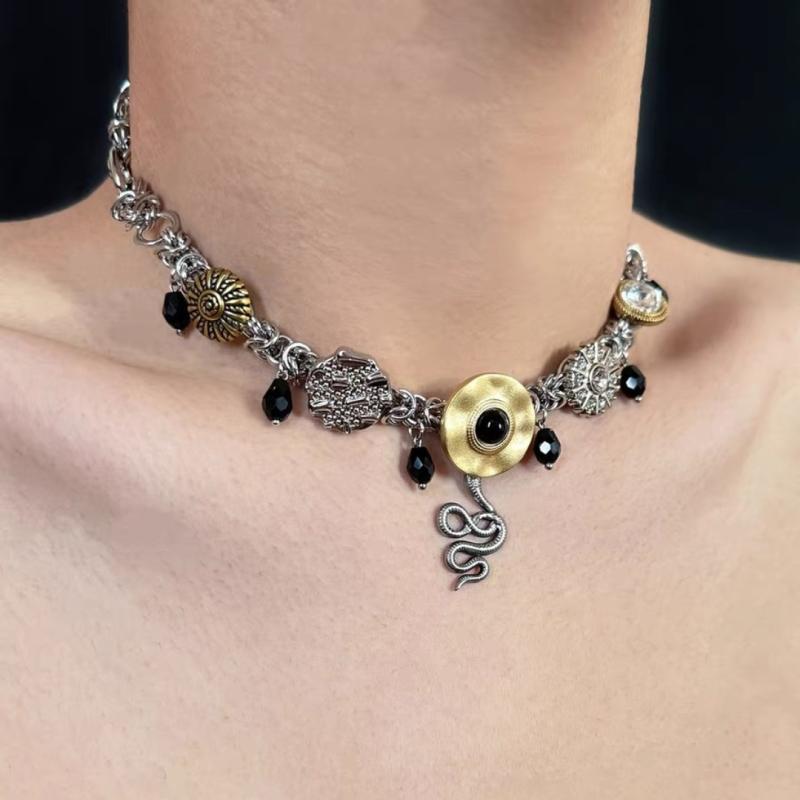 ネックレス メンズ レディース スネークモチーフ ペンダント チョーカー ダーク パンク ヒップホップ レトロ ストリート 個性的 合金 Oチェーン 手作り 41cm-50cm対応