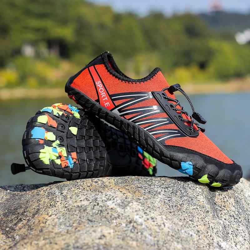 アクアシューズ 男女兼用 軽量 滑り止め 排水性 通気性 速乾性 水陸両用 ウォーターシューズ マリンシューズ アウトドア 釣り レジャー ビーチ カップル 親...