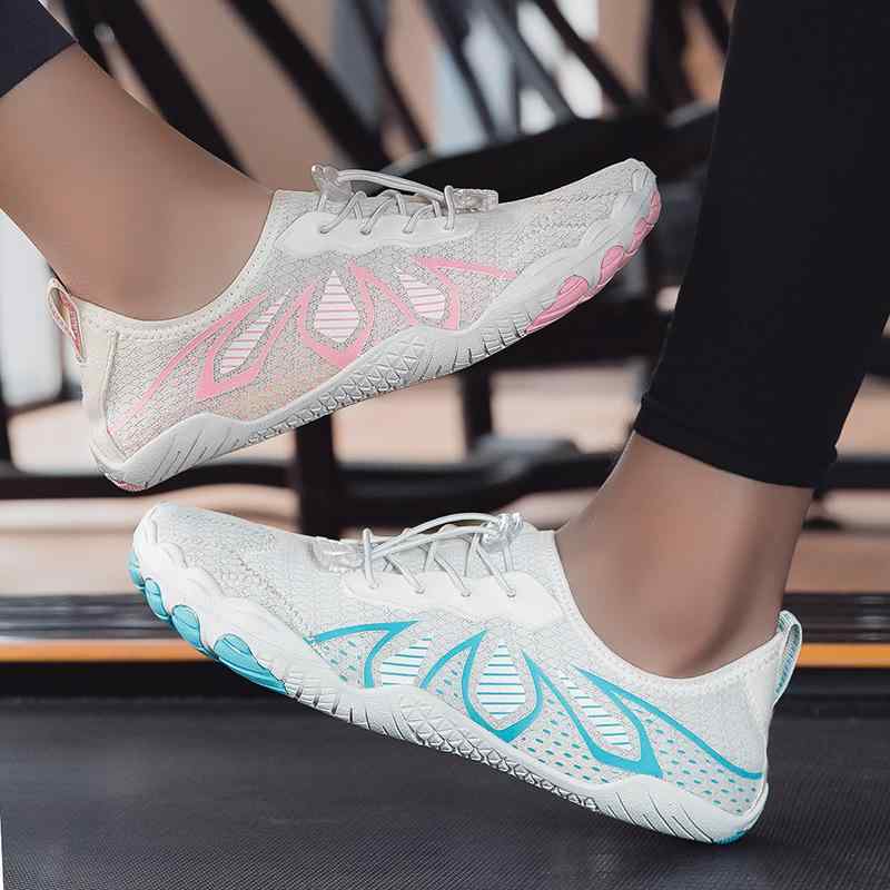 アクアシューズ 男女兼用 速乾 水陸両用 通気性 5本指 ビーチ マリンスポーツ 沢登り ハイキング ヨガ フィットネス 室内 アウトドア 伸縮性 ラバーソール