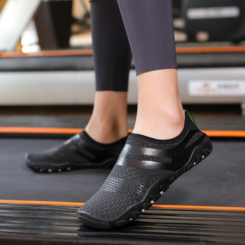 ウォーターシューズ ユニセックス 男女兼用 通気性 速乾 滑り止め付き ソフトソール 室内 ジム フィットネス プール 海 川 ビーチ 沢登り マリンスポーツ対...