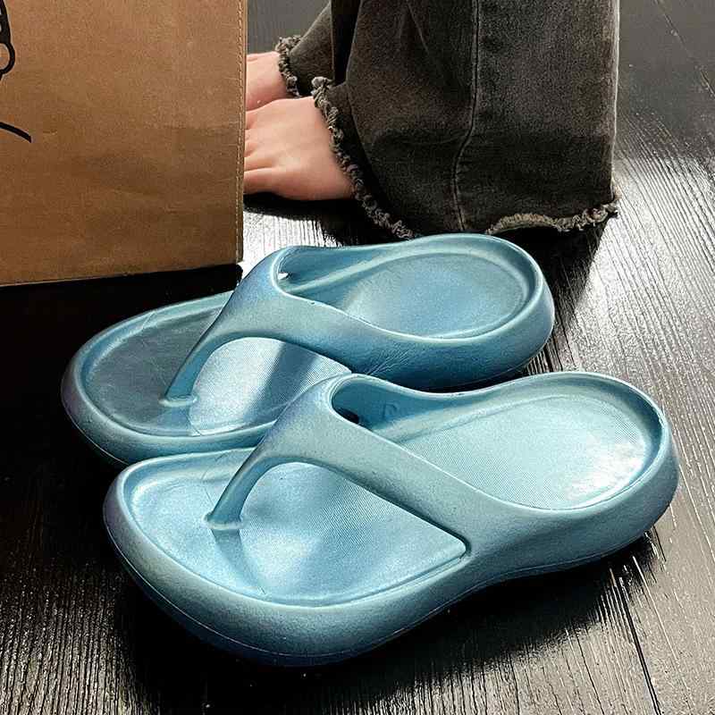 ビーチサンダル 厚底 男女兼用 もちもち クッション性 EVA素材 滑り止め 軽量 通気性 防臭 耐久性 夏用 普段使い カジュアル