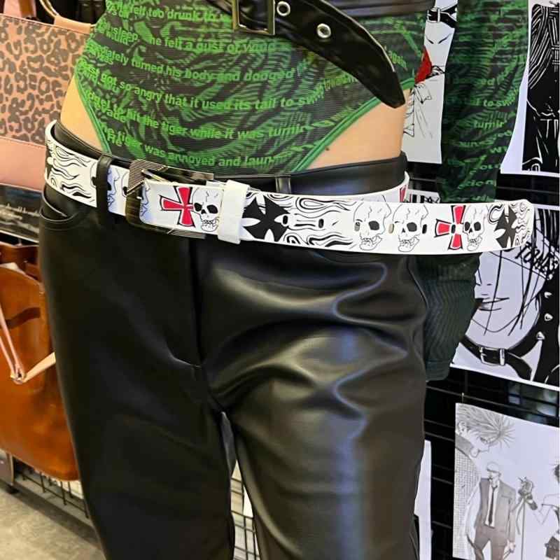 ベルト メンズ レディース ジェンダーレス パンク風 スカルプリント ドクロ柄 白黒 モノクローム フェ..