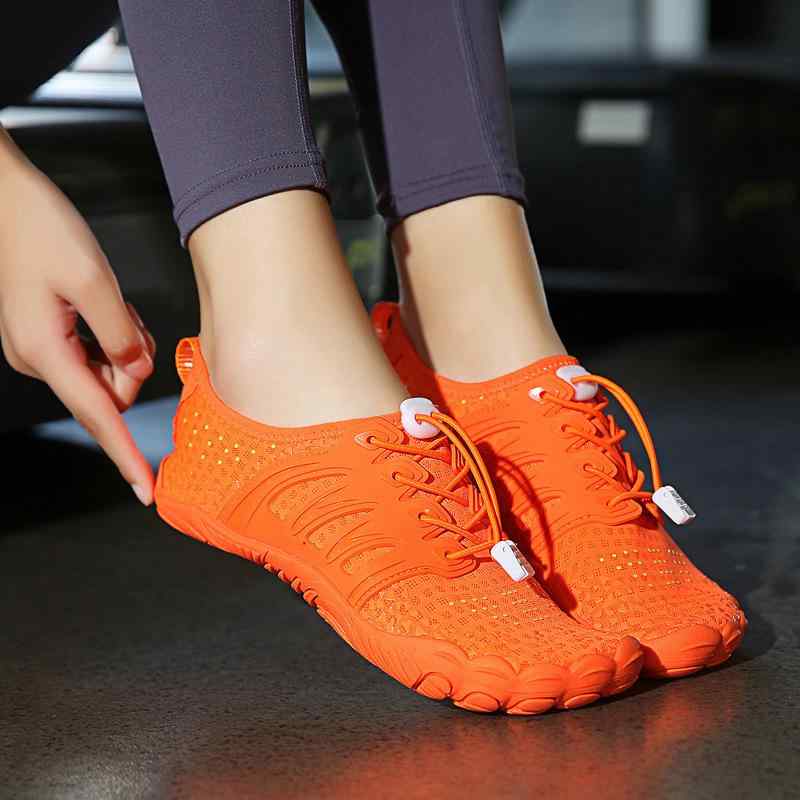 ウォーターシューズ ユニセックス 滑り止め 速乾 通気性 マリンシューズ アクアシューズ ビーチシューズ 渓流 水陸両用 五本指 ヨガ ジム フィットネス 軽量...