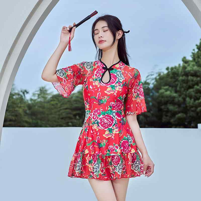 ワンピース水着 レディース 体型カバー スカート付き 半袖 華やか花柄 速乾 温泉 プール 海水浴 胸パッド付き ノンワイヤー ぽっちゃり体型向け