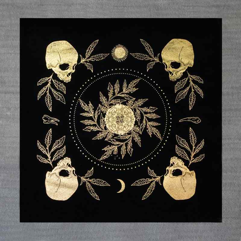 タロットマット 厚手 箔押し スカル 菊柄 ベルベット生地 滑り止め 耐久性 正方形 約50cm角 カード占い用 北欧風 黒色