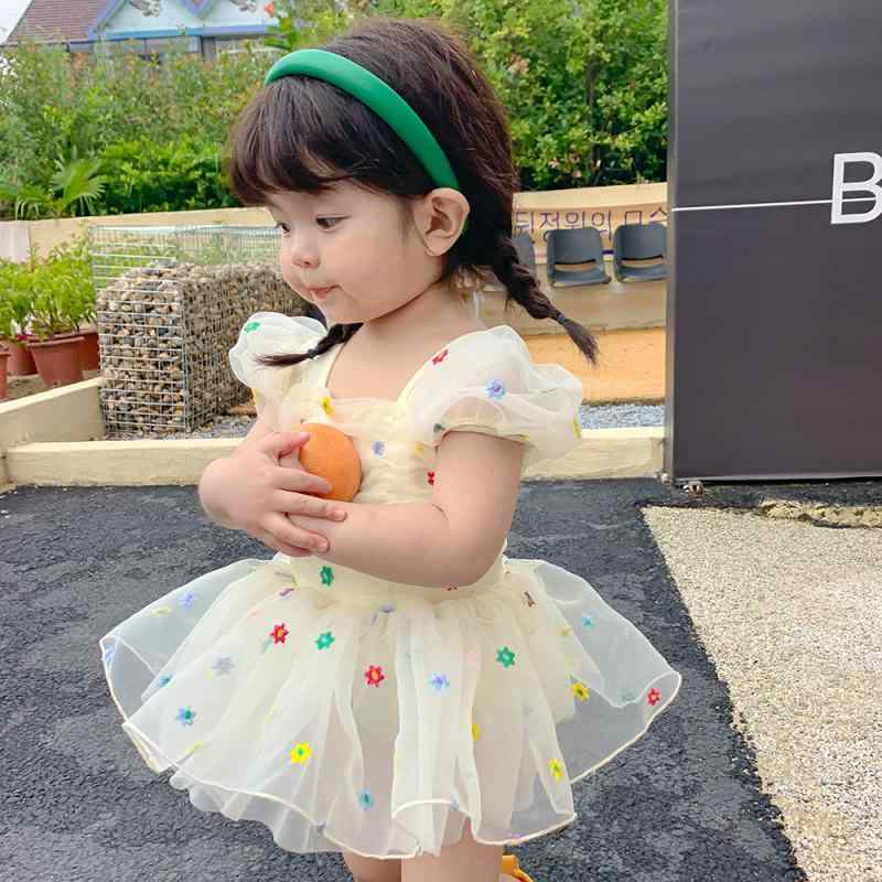 水着 女の子 子供 ベビー キッズ 幼児向け ワンピース チュール フリルスカート かわいい 速乾 軽量 UVカット オフホワイト ポリエステル素材 プール 海水浴 レジャー