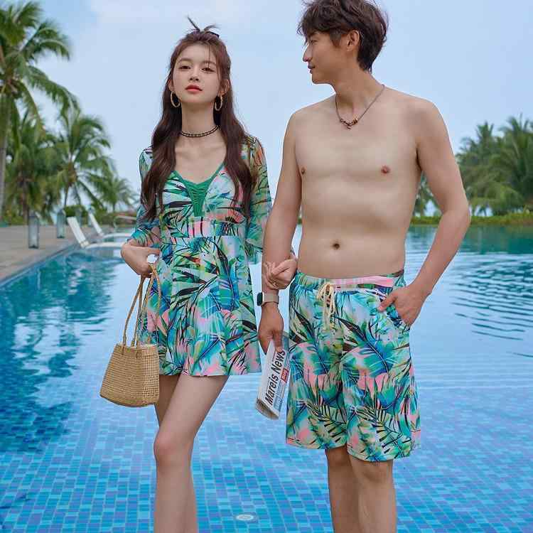 水着 カップル ペア 体型カバー 大きいサイズ ワンピース スカート一体型 露出控えめ メンズ サーフパンツ ポリエステル スパンデックス プリント柄 ビーチ 海水浴 温泉 プール