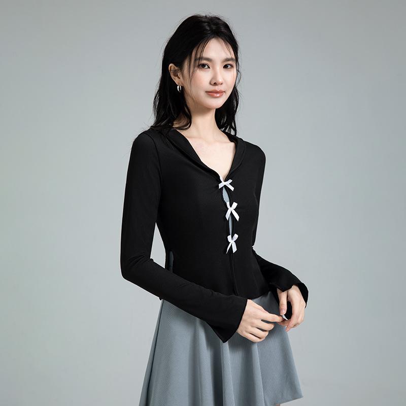 ワンピース水着 レディース 体型カバー 着痩せ効果 お腹カバー 露出控えめ ショートパンツ一体型 カップ付き ワイヤーなし プール スイミング 温泉 リゾート ママ水着 ポリエステル素材 グレー