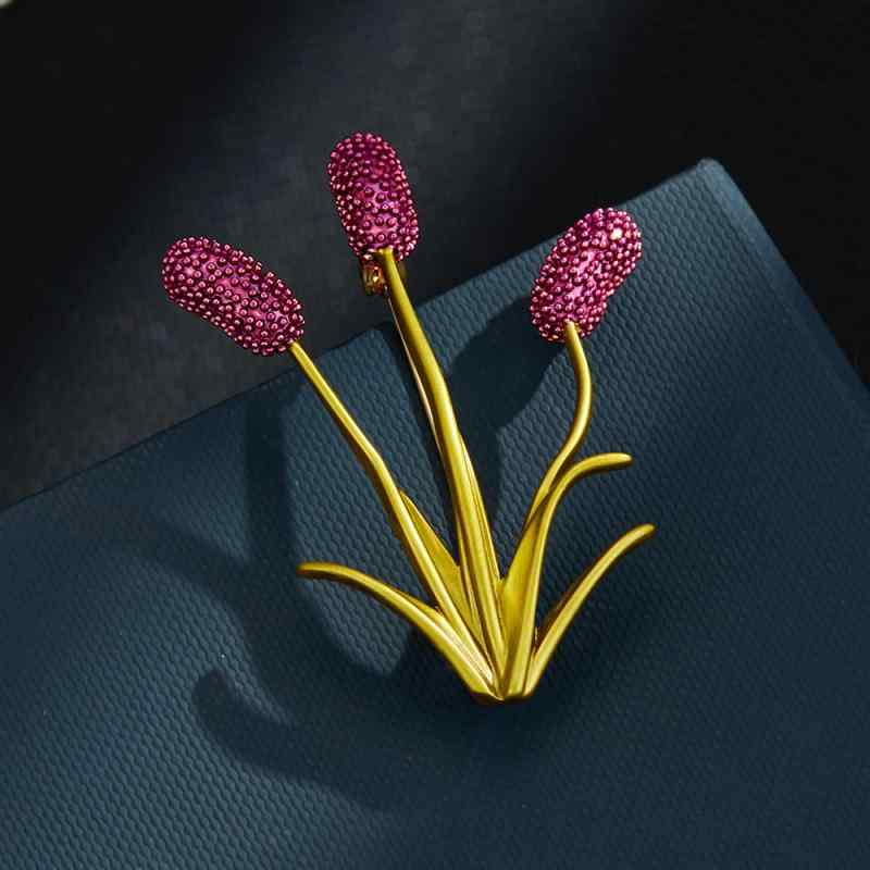 ブローチ レディース ナチュラル カントリー風 琺瑯 エナメル加工 花 植物 モチーフ おしゃれ 個性的 ..