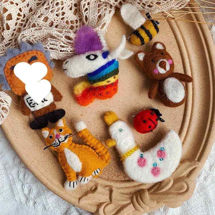 ブローチ 子供向け ハンドメイド 羊毛フェルト かわいい アニマルモチーフ 2WAY スカーフピン バッグチャーム 多彩なデザイン アクセサリー 癒し キャラクターグッズ(4)