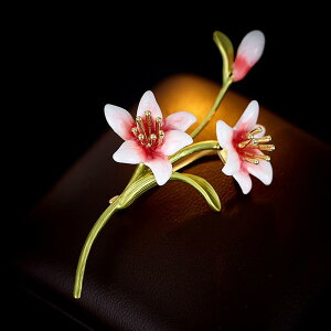 ブローチ レディース 女性用 蘭の花 エナメル滴釉 田園風 エレガント 上品 レトロ 銅製 電気メッキ加工 高級感 ジャケット チャイナドレス 装飾用 春夏