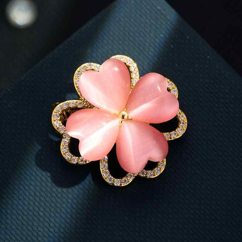 ブローチ レディース 回転式 キャッツアイ 四葉 クローバー 高級感 おしゃれ 上品 春夏 万能 ファッション小物 銅製 電気メッキ加工 フラワーモチーフ ピン(x2)