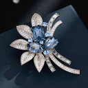 ブローチ レディース 高級感 豪華 ブルー クリスタル 花 フラワー 精密細工 マイクロパヴェ ピン スーツ コート ドレス ワンピース コサージュ アクセサリー 秋冬 ギフト プレゼント フォーマル