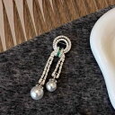 ブローチ レディース 高級感 エレガント 軽奢風 タッセル 人工パール ドロップ型 2WAY コート用 結婚式 フォーマル 電気メッキ加工 クールホワイト プレ...