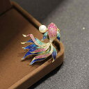 ブローチ ユニセックス 天然淡水パール 錦鯉 オリエンタルデザイン 高品質 上品 個性的 エレガント ジャケット コート スーツ ストール ワンポイントアクセサ...