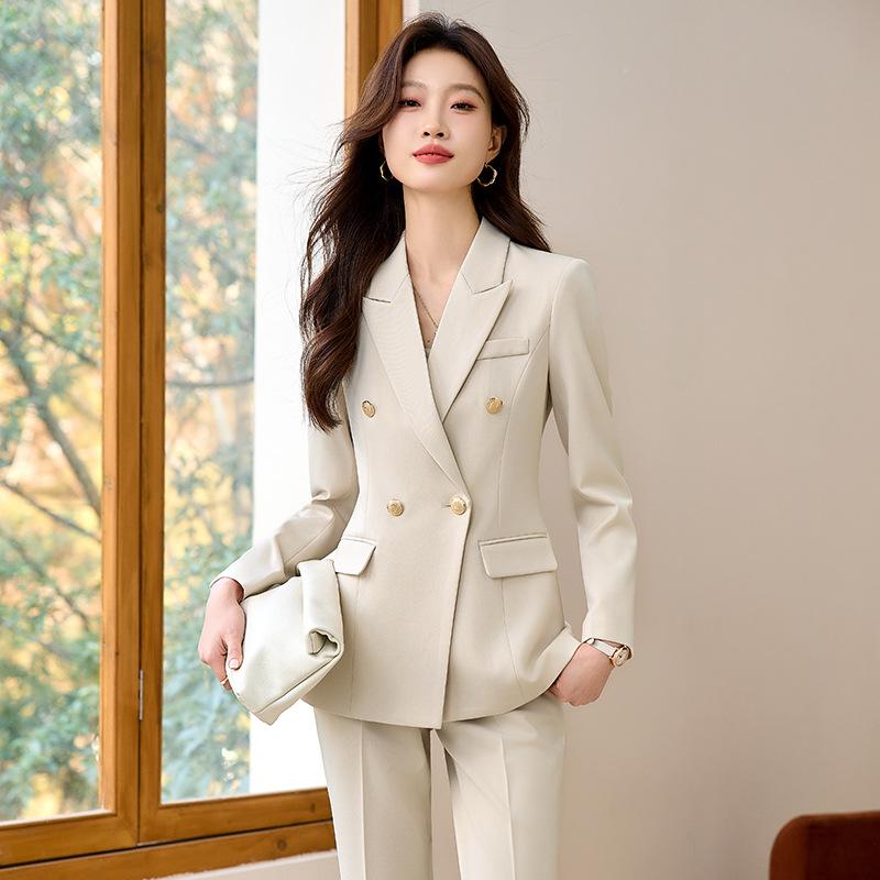 スーツ レディース 高級感 上品 ビジネス オフィス フォーマル 通勤 面接 入学式 卒業式 春秋 ジャケット パンツ スカート セットアップ クロップド丈 フレアパンツ