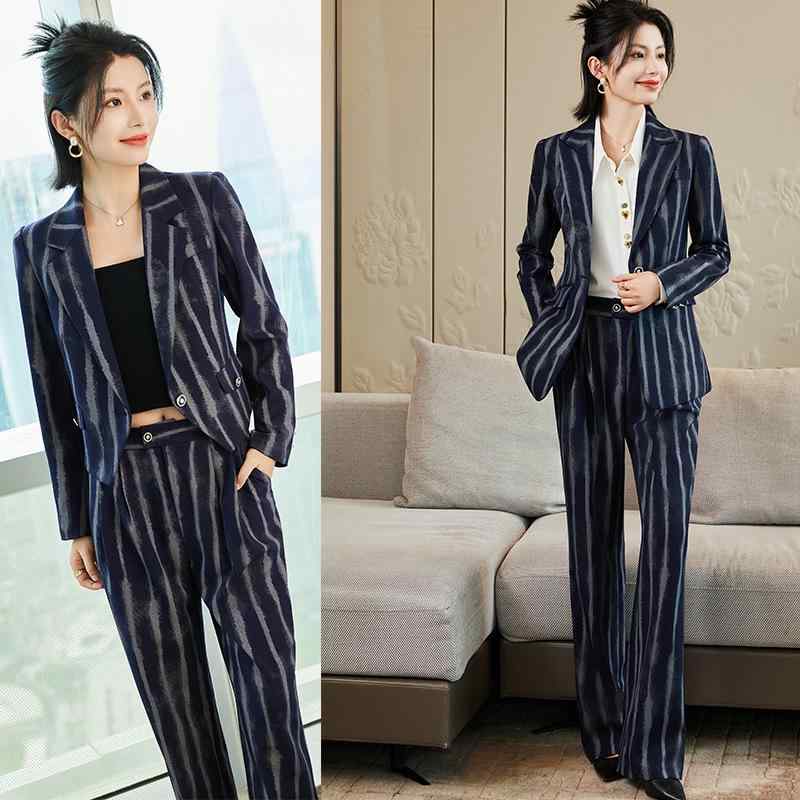 スーツ セットアップ レディース 秋冬 ストライプ柄 レトロデザイン ゆったり 細見え 高級感 エレガント 小柄向け イージーケア ポリエステル素材 通勤 オフィス フォーマル パンツスーツ