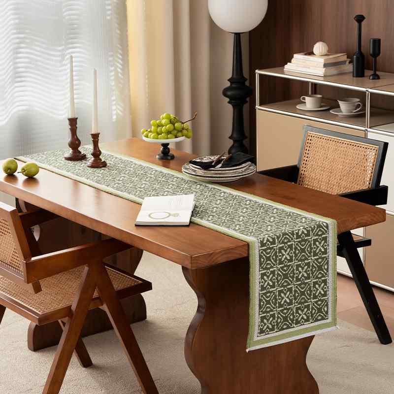 テーブルランナー 耐熱 断熱 防汚 高級感 ライトラグジュアリー アメリカン 北欧風 綿麻 ポリエステル ..