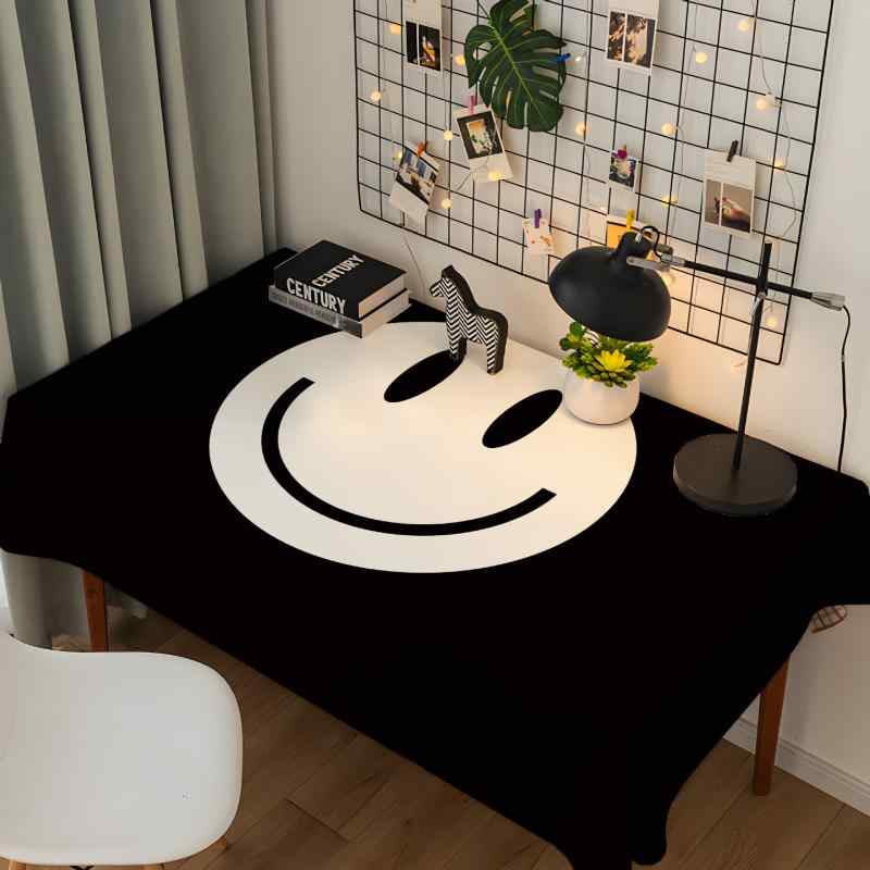 テーブルクロス 北欧風 白黒 モノトーン フランネル お手入れ簡単 洗える デスク用 食卓用 ローテーブ..
