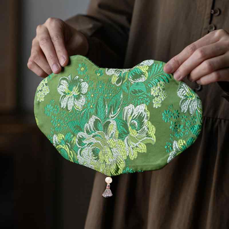 茶席マット 高級感 中華風 禅モダン 錦織り 刺繍入り 同心結び柄 テーブルランナー グリーン シルク調 布製 茶道用 和室 インテリア