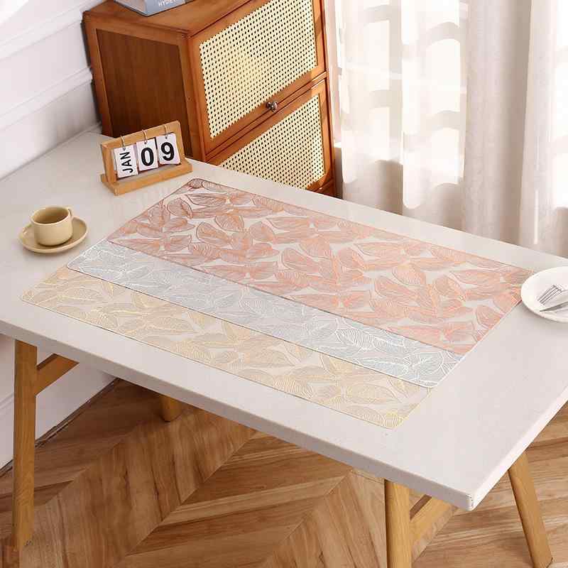 ランチョンマット テーブルランナー 防水 防油 PVC製 千枚葉デザイン 高級感 おしゃれ モダン シンプル 欧米風 インスタ映え 食卓 ダイニング 円形 不規則形 シルバー ローズゴールド ゴールド