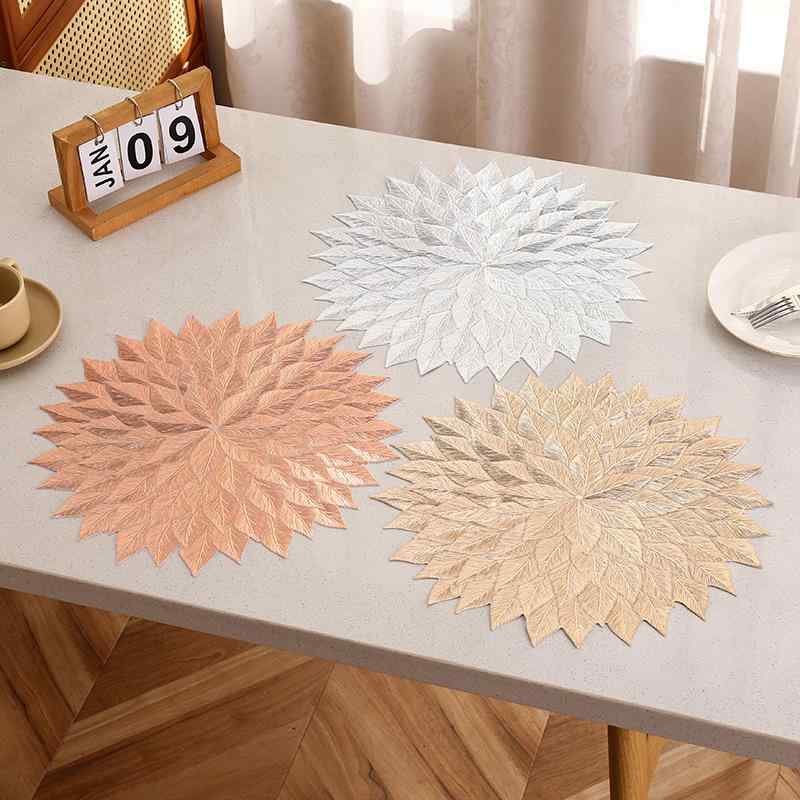 ランチョンマット 防水 撥水加工 PVC製 花柄 ヨーロピアンデザイン 高級感 上品 モダン シンプル おしゃれ 円形 ダイニング 食卓用 お手入れ簡単(x2)