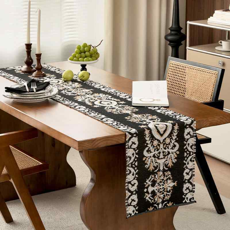 テーブルランナー 高級感 アメリカンヴィンテージ フレンチレトロ ミッドセンチュリー風 コーヒーテーブル ダイニングテーブル テレビ台 チェスト 綿ポリエステル混紡 ジャガード織り 幾何学模様 おしゃれ リビング ダイニング インテリア