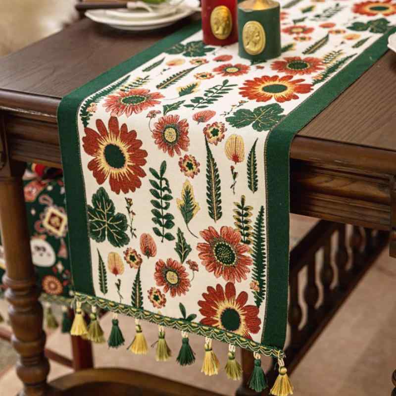 テーブルランナー アメリカンカントリー調 高級感 春の花柄 油絵風 ポリエステル フリンジ タッセル付..