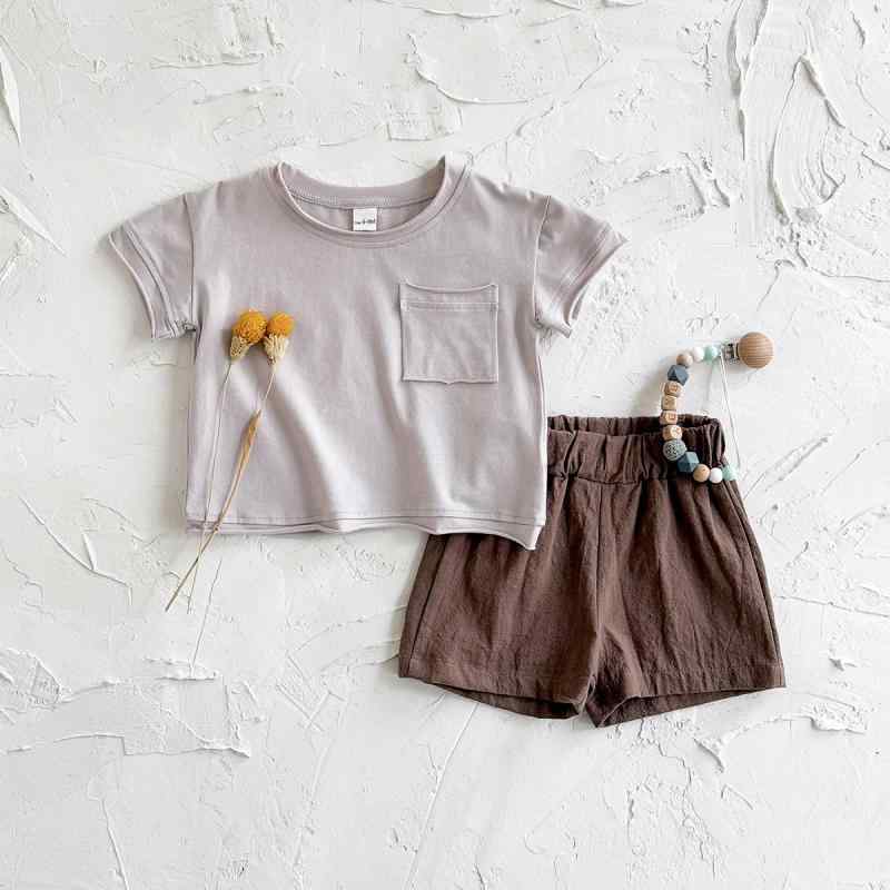 ベビー服 ユニセックス 男女兼用 半袖 セットアップ 夏服 韓国風 カジュアル ゆったり 肌触り柔らか レーヨン混 Tシャツ ショートパンツ 無地 ライトブラウン 2点セット