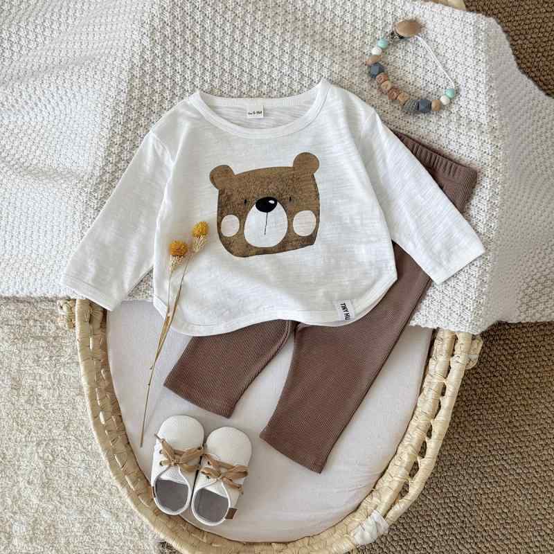 ベビー服 キッズ 男女兼用 韓国風 綿100% 快適 柔らか素材 長袖 トップス ロングパンツ 2点セット かわいい クマ柄 春秋 ルームウェア パジャマ 白 普通地