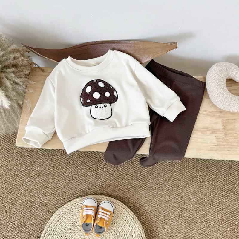 ベビー服 男女兼用 1歳 2歳 3歳 ソフトな肌触り きのこアップリケ かわいい クルーネック スウェット 無地 ロングパンツ セットアップ 春秋 ルームウェア