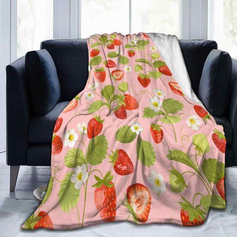 ブランケット フランネル いちご柄 白い花 緑の葉 かわいい ポリエステル製 オールシーズン 快適 肌触りやわらか マルチカバー ベッド ソファ 旅行 ひざ掛け