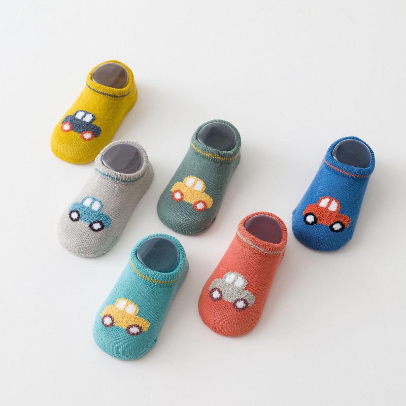 ルームソックス ベビー キッズ 子供用 男の子 女の子 滑り止め付き 厚手 裏起毛 パイル地 秋冬 冬用 防寒 暖かい かわいい 車柄 キャラクターデザイン カラフル 綿 コットン 快適 室内履き 部屋着 男女兼用 ユニセックス