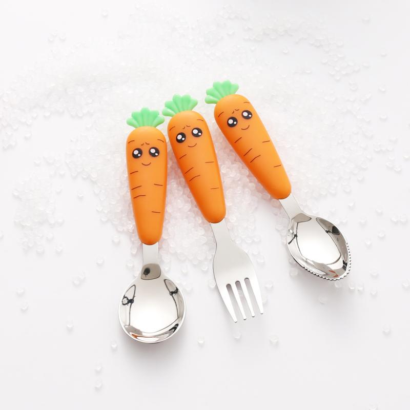 食器 キッズ 304ステンレス製 かわいい ニンジン柄 食事用スプーン 離乳食スクレーパー フォーク 3点セ..