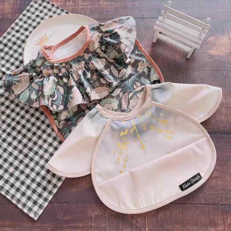 お食事エプロン ベビー キッズ 男女兼用 防水 撥水加工 長袖スモック 天使の羽 PU素材 離乳食 食べこぼし防止 保育園 幼稚園 お砂場着 お絵描き