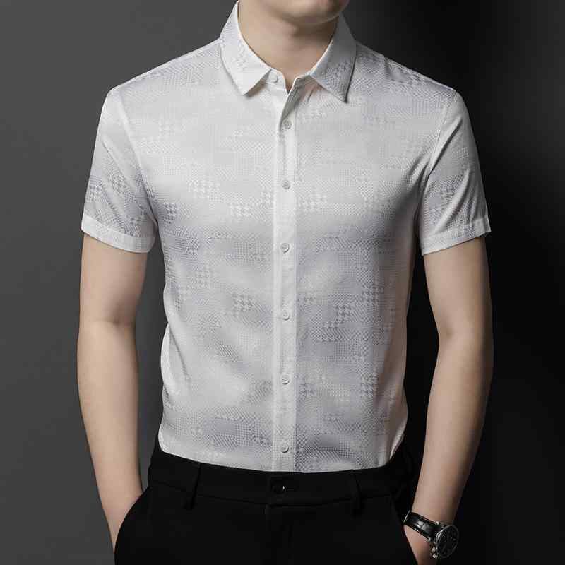 シャツ メンズ 半袖 桑蚕シルク 抗菌 ストレッチサテン ビジネス カジュアル 夏 通勤 オフィス リラックス 軽やか 上質 上品 無地 襟付き 快適 吸湿速乾 すっきりシルエット