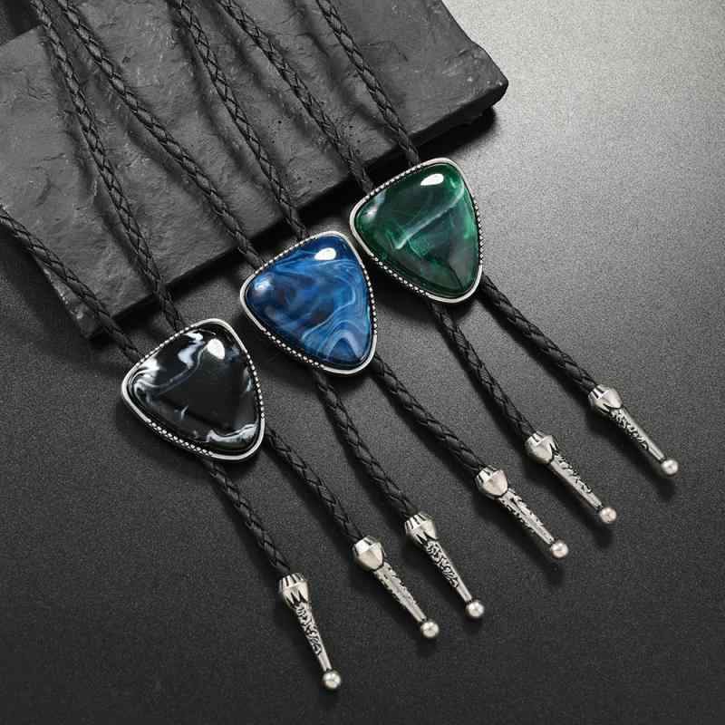 ネックレス メンズ ボロタイ ループタイ アクリル宝石 カラーストーン 三角形 幾何学模様 ロング 革製 レザー レトロ ヴィンテージ カジュアル