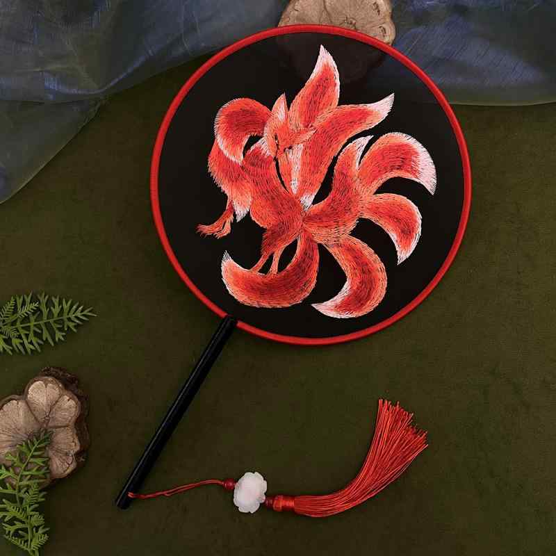 団扇 両面刺繍 蘇州刺繍 中国風 九尾狐柄 絹製 舞踊 舞台演舞 パフォーマンス イベント用 レトロ調 伝..