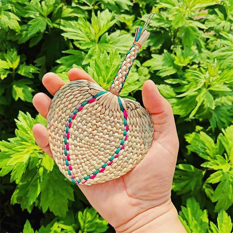 団扇 夏の涼感 手編み 蒲草団扇 ハート 花柄 ベビー キッズ 大人 シニア 携帯用 手持ち扇子 軽量 おし..