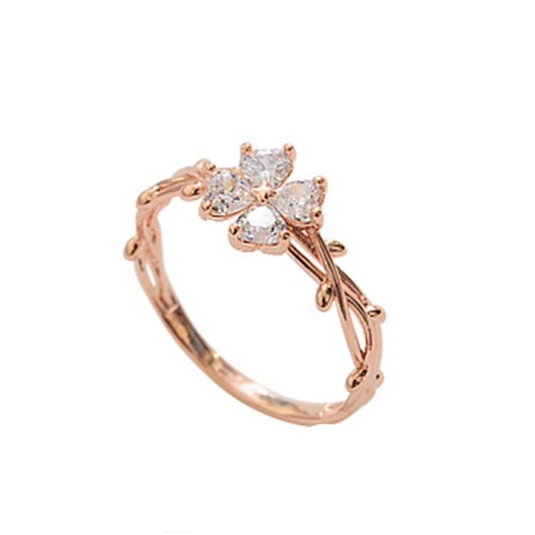 指輪 レディース ローズゴールド ツタモチーフ 四つ葉のクローバー 銅製 電気メッキ加工 人工宝石 ファッションリング 普段使い オフィス カジュアル