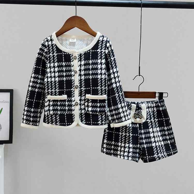 キッズ 女の子 秋冬 韓国ファッション チェック柄 柔らかな肌触り 薄手 長袖トップス ショートパンツ 小中大サイズ セットアップ 2点セット コットン素材 通園 通学 お出かけ カジュアル
